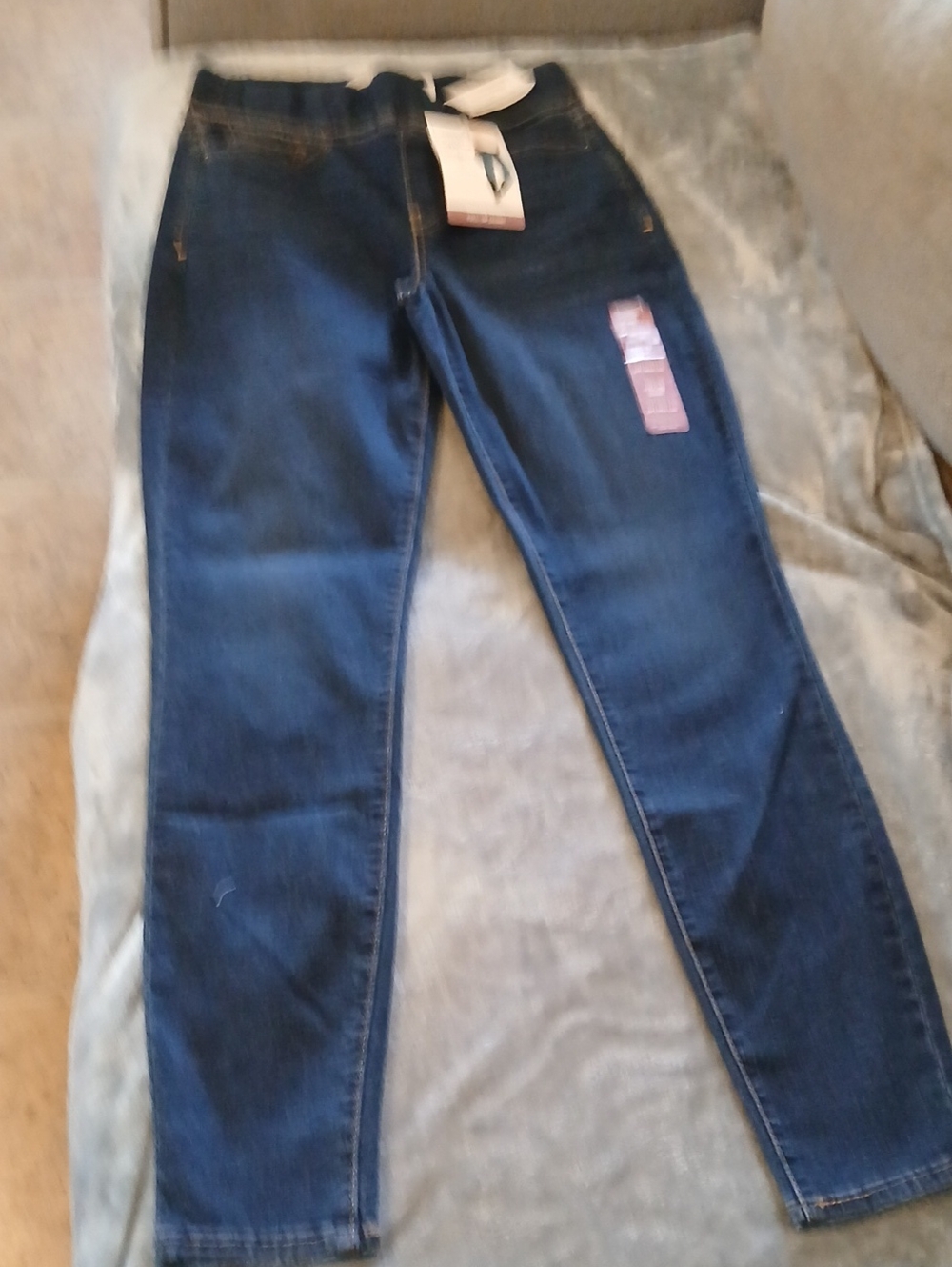 Signature by Levi Strauss Women's Navy Skinny Jeans